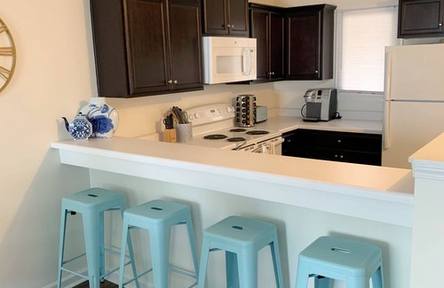 Rock Hill Condominio | * NUEVA LISTA * ¡Todas las comodidades del hogar!