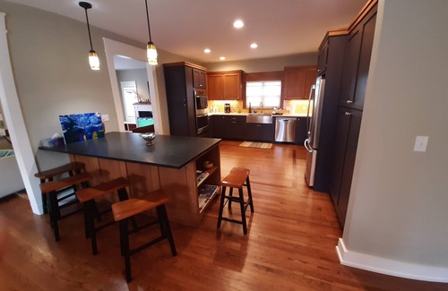 Cherry Street Casa | Cherry Street Bungalow