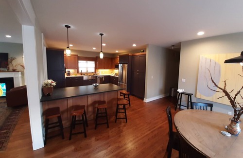 Cherry Street Casa | Cherry Street Bungalow