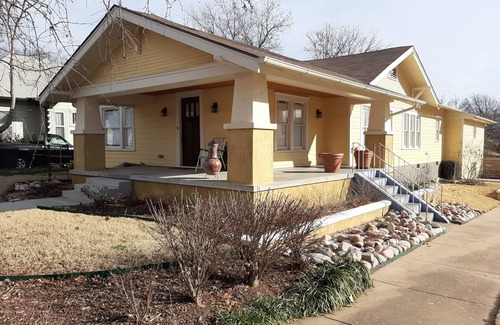 Cherry Street Casa | Cherry Street Bungalow