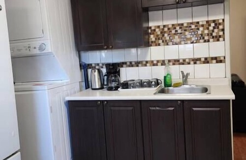 Winnipeg Apartamento | Chesskings Guest House - Unit 1 Notredame Avenue