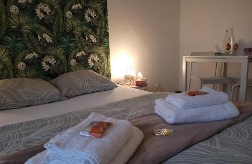 Mernel Casa | Chez Alec