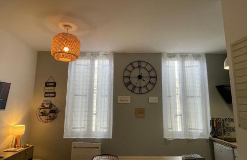 Centre Ville Apartamento | Chez Jean-Yves et Zoé - LE CARPE DIEM - Au calme, Très propre, Proche parkings