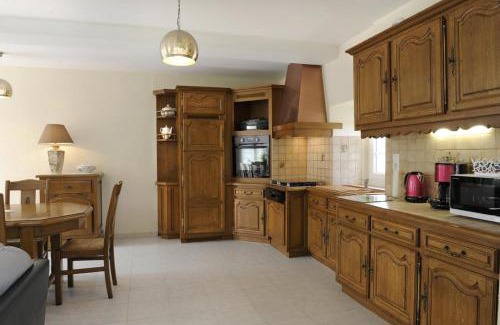 Noe-les-Mallets Casa | Chez la francine