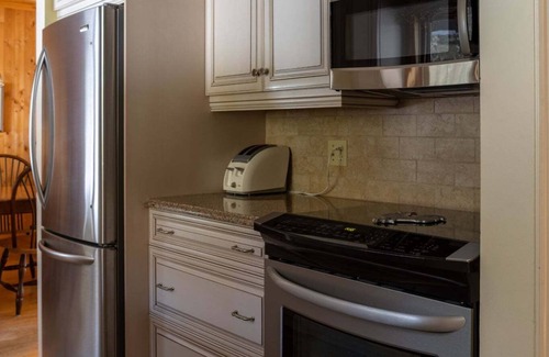 Saint-Denis-de-Brompton Casa | Chez Mamie Blues Directly on the shores of Grand lac Brompton