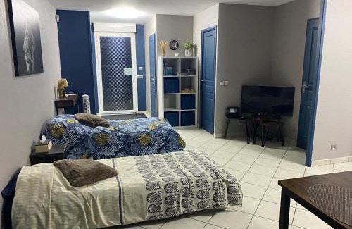 Douains Apartamento | Chez Maison familiale la heuniere 27950 Normandie logement autonome boîte à clé capacité 5 pers proche de giverny paris Rouen a13