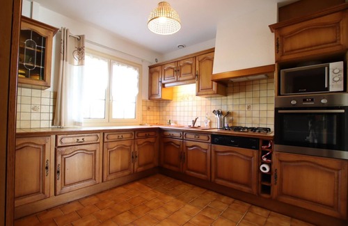 Mascaraas-Haron Casa | CHEZ MARTENS - MASCARAAS-HARON