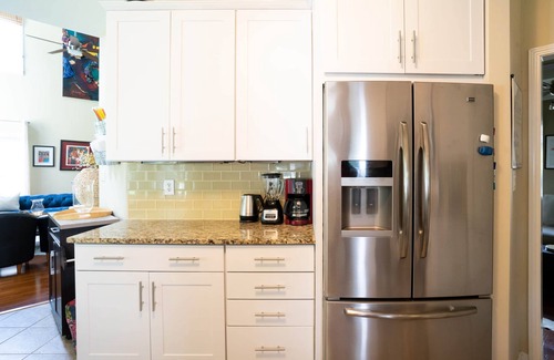 Doraville Casa | Chez Mela Atlanta -3BR/2.5 BA home, sleeps 8 6 car