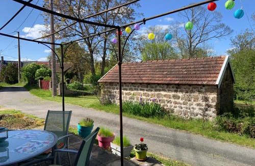 Roches Casa | Chez Milo, rural cottage