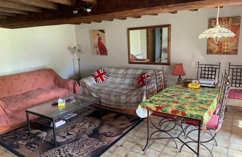 Roches Casa | Chez Milo, rural cottage