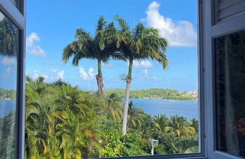 Le Robert Villa | Chez Nous (bed and breakfast - sea view) Pets welcome