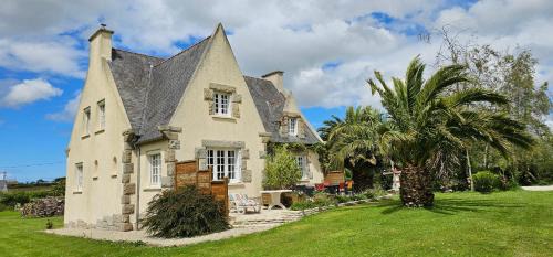 Plounevez-Lochrist Cama Y Desayuno | Chez Renée et Raynal B&B