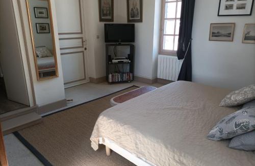 Stigny Cama Y Desayuno | chez Zaza