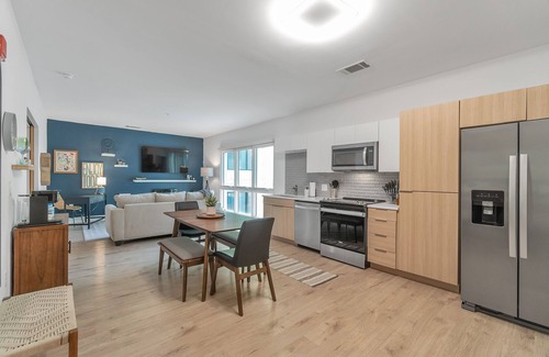 Optimist Park Apartamento | Chic 1-bed In Vibrant Optimist Park 1 Bedroom Apts by RedAwning