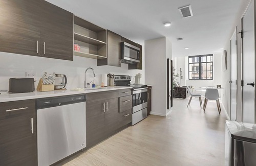 Gateway District Apartamento | Chic 1-bed loft in Playhouse square, near Stadiums, Theater, Dining, Pets OK