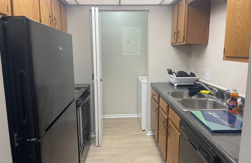 Castleton Apartamento | Chic 1-bedroom apartment with fitness room and AC in fabulous Indianapolis