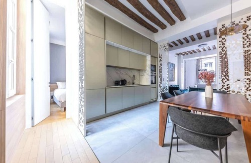 Les Iles Apartamento | Chic 2-Bedroom Haven