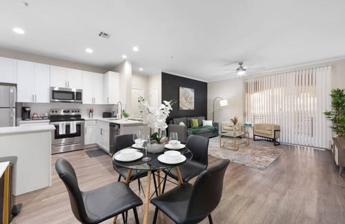 McDowell Mountain Apartments Apartamento | Chic 2BR: Scottsdale, Pet-friendly, Sunrise Peak