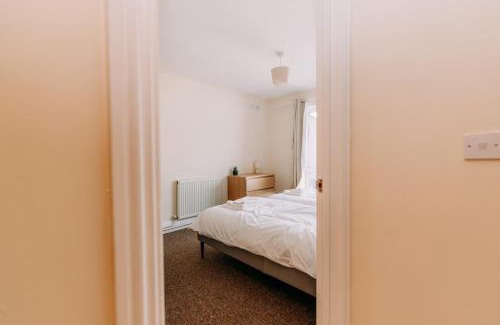 Folkestone Apartamento | Chic 3 Bed Flat on Harbour Way