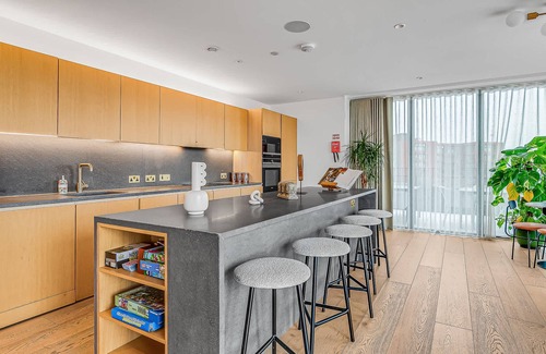 St. Pancras and Somers Town Apartamento | Chic 3-bedroom Condo