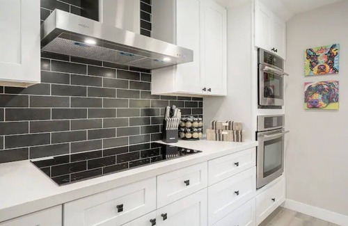 Paradise Valley Casa | CHIC 7BR/4Bath w/200k yard, Heated Pool, Arcade by Entertainment District-SC