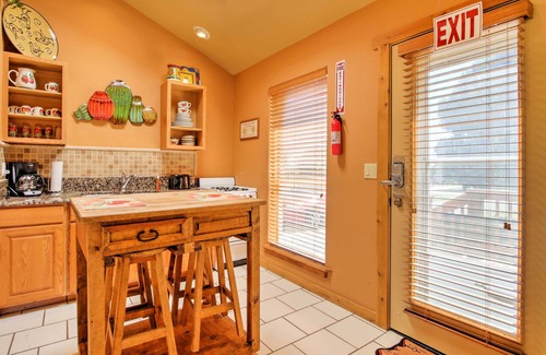 Alto Apartamento | ¡Apartamento alto y elegante con renovaciones modernas!