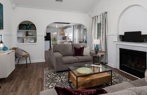 Helena Casa | Chic Boho Bungalow - Perfect for a Weekend Getaway