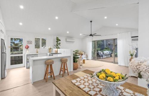 Ocean Grove Casa | Chic Coastal Retreat