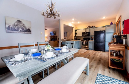 Tannersville Casa | Chic & Comfy Fully Renovated w New Game Room Only 3 minutes to Camelback Resort