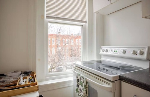 Shaw Apartamento | Chic Cozy City-bnb Walkable to Major Attractions