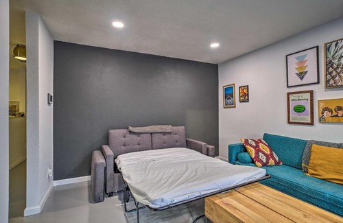 Desert Hot Springs Casa | Chic Desert Hot Springs Oasis with Game Room!