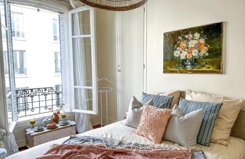 Quartier du Pont-de-Flandre Apartamento | Chic entre Histoire et Modernité