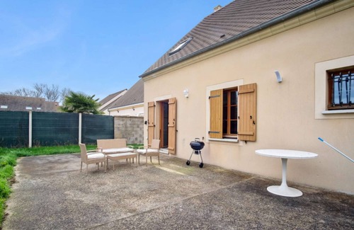 Meaux Apartamento | Chic friendly and spacious house