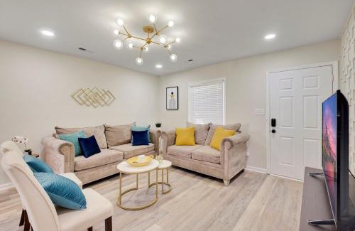 Southeast Raleigh Casa | Chic home with king bed in Raleigh