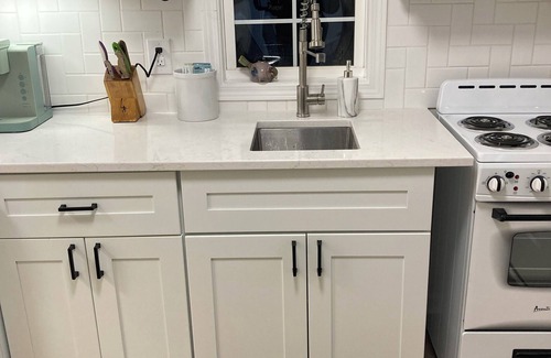 Danville Apartamento | Chic luxury studio, Downtown Danville, Pets OK, Centre College & Bourbon Trail