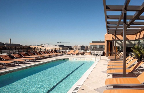 Mount Vernon Triangle Apartamento | Chic Mount Vernon 1BR w/ Gym & W/D, near Capital One Arena, by Blueground