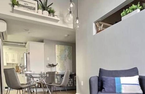 Old Port Apartamento | Chic Portland Penthouse, 2BR