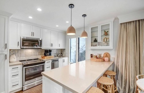 Napa Condominio | Chic Resort Retreat : Pool Access, Kitchen, Patio