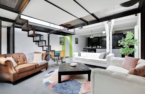 Quartier de la Folie-Mericourt Apartamento | Chic & Spacious Loft 3br/6p Paris Center