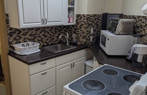 Northside Apartamento | Chic studio apartment with AC, WiFi in charming Pueblo