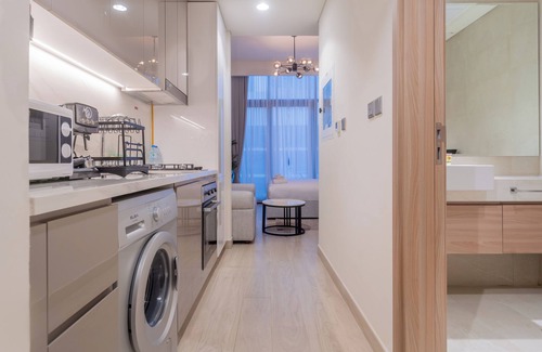 Nad Al Sheba Apartamento | Chic Studio Retreat in Meydan City