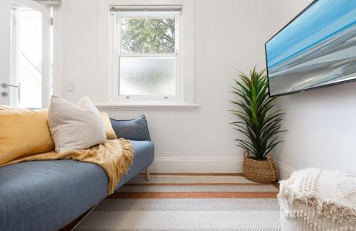 Lewisham Apartamento | Chic Studio With Patio 20 min From CBD