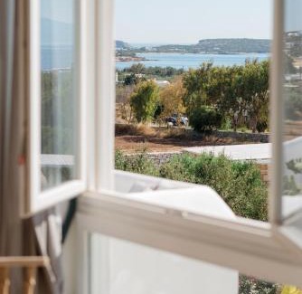 Santa Maria Apartamento | Chic Studio with Pool, 5-Min Walk to Beach