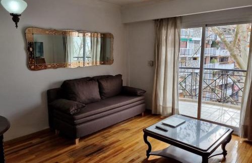 Caballito Apartamento | Chic & Stylish: Modern Apartment