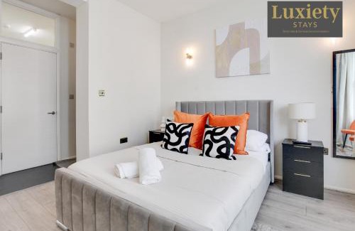 Southend-on-Sea Apartamento | Chic & Stylish Studio City Centre Nr High St by Luxiety Stays