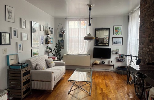 Williamsburg Apartamento | Chic & Sunny Apartment in Prime Williamsburg