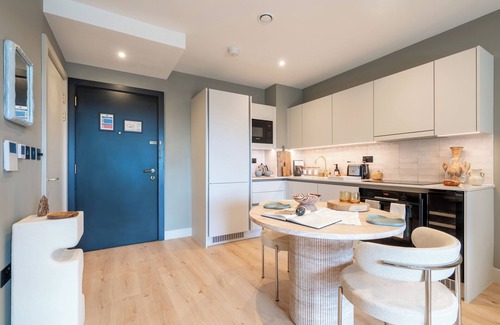Whittington Apartamento | Chic Urban Escape - Estudio Piso, Capacidad 2