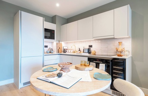 Whittington Apartamento | Chic Urban Escape - Estudio Piso, Capacidad 2