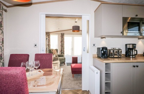 Chichester Cabaña | Chichester Lakeside Holiday Park