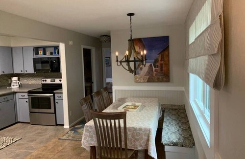 Chic's Beach Casa | Chicks Beach home for large families.